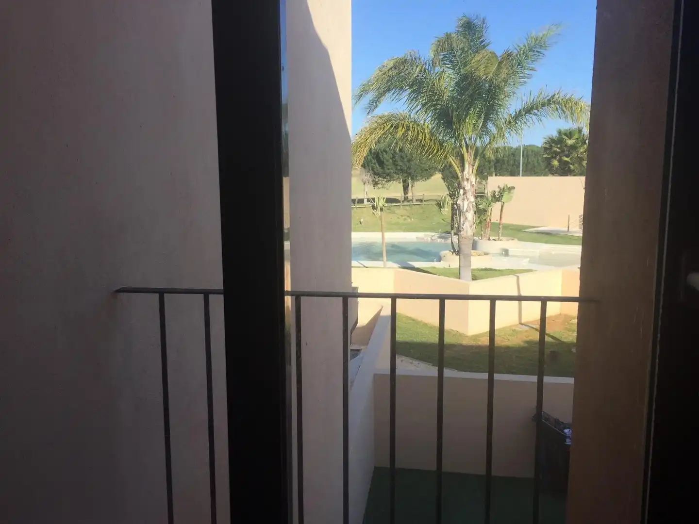 Piscina de Casa adosada de lloguer en Puerto Real amb Aire condicionat, Calefacció i Terrassa
