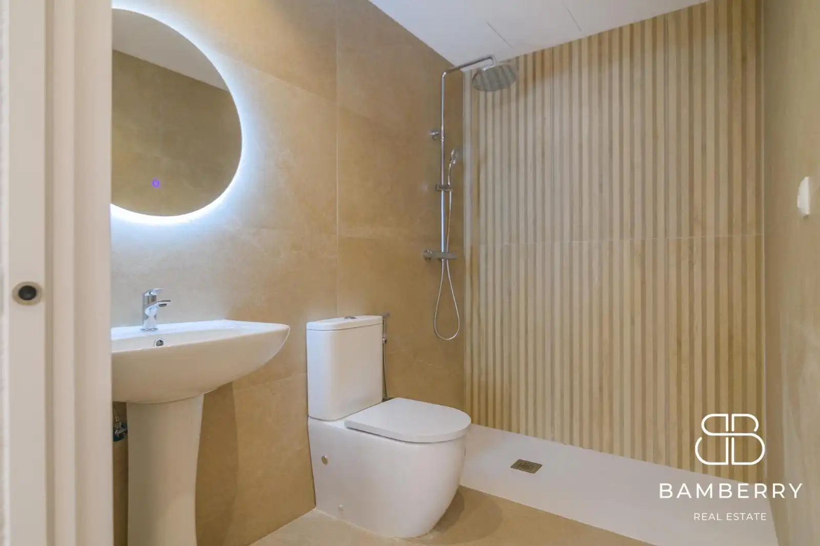 Bathroom of Lofts for sale in Sant Boi de Llobregat