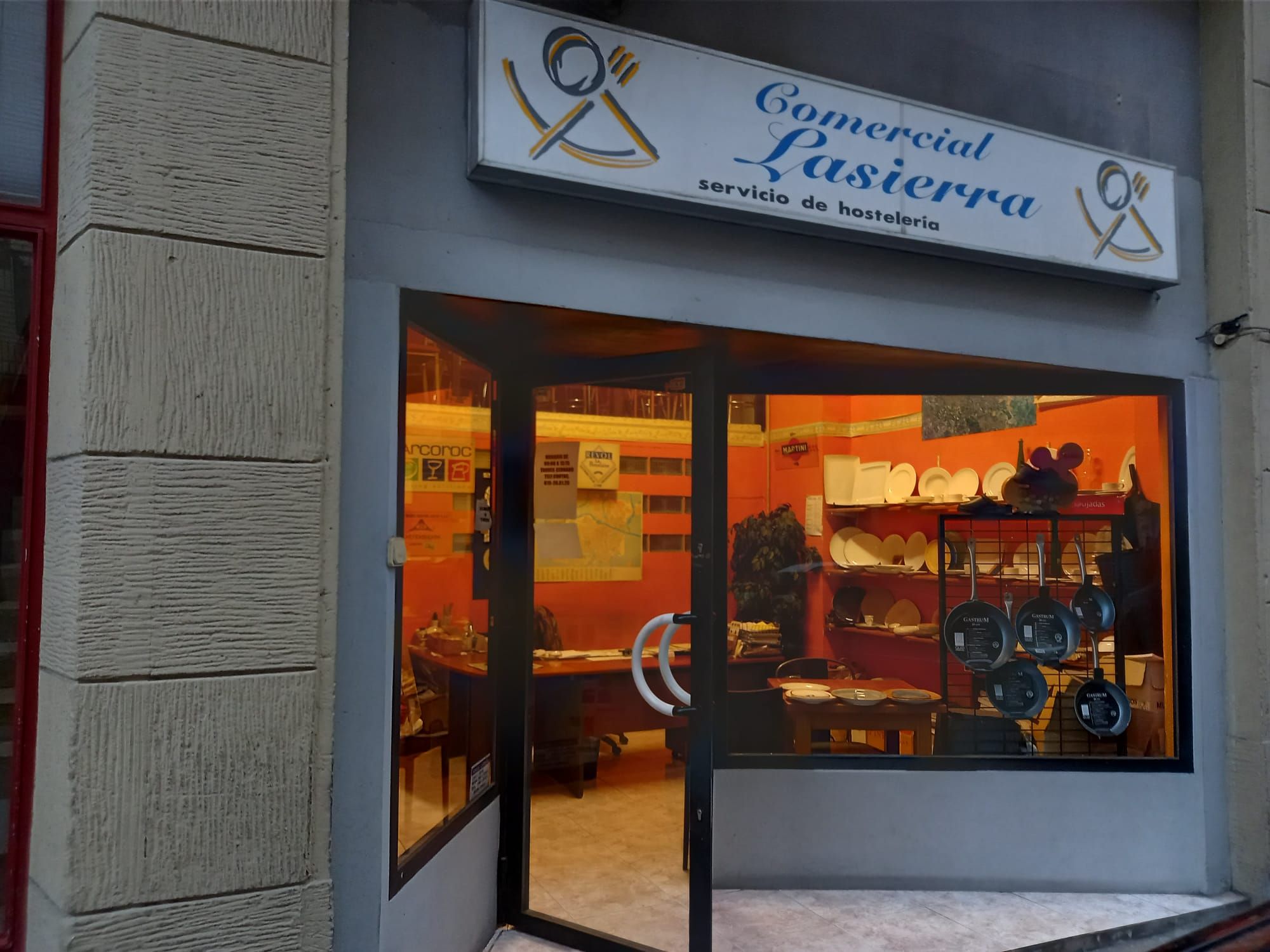 Premises for sale in  Zaragoza Capital  with Air Conditioner, Furnished and Internet