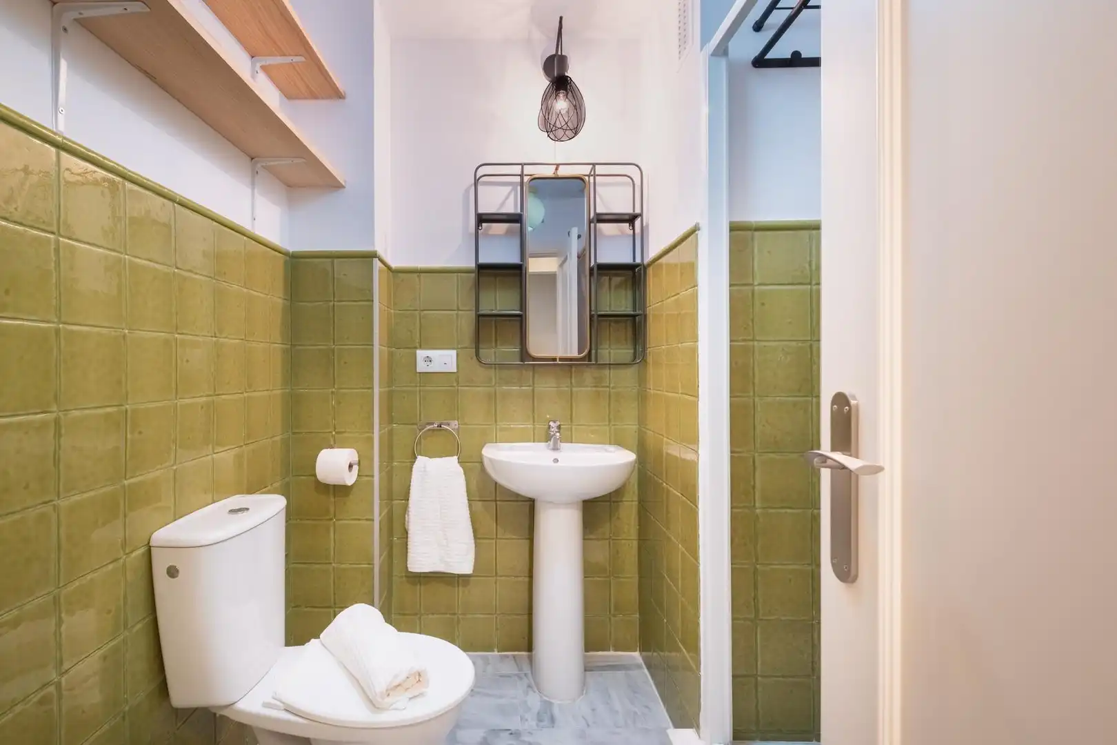 Baño de Piso en venta en El Puerto de Santa María con Terraza