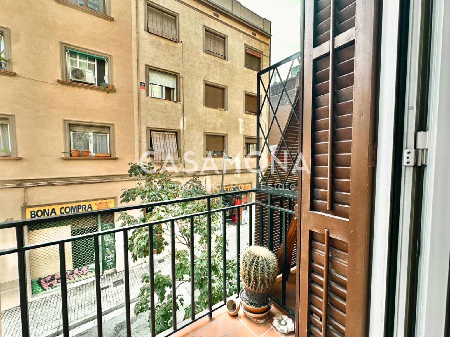Balcony of Apartment for sale in  Barcelona Capital  with Air Conditioner, Terrace and Balcony