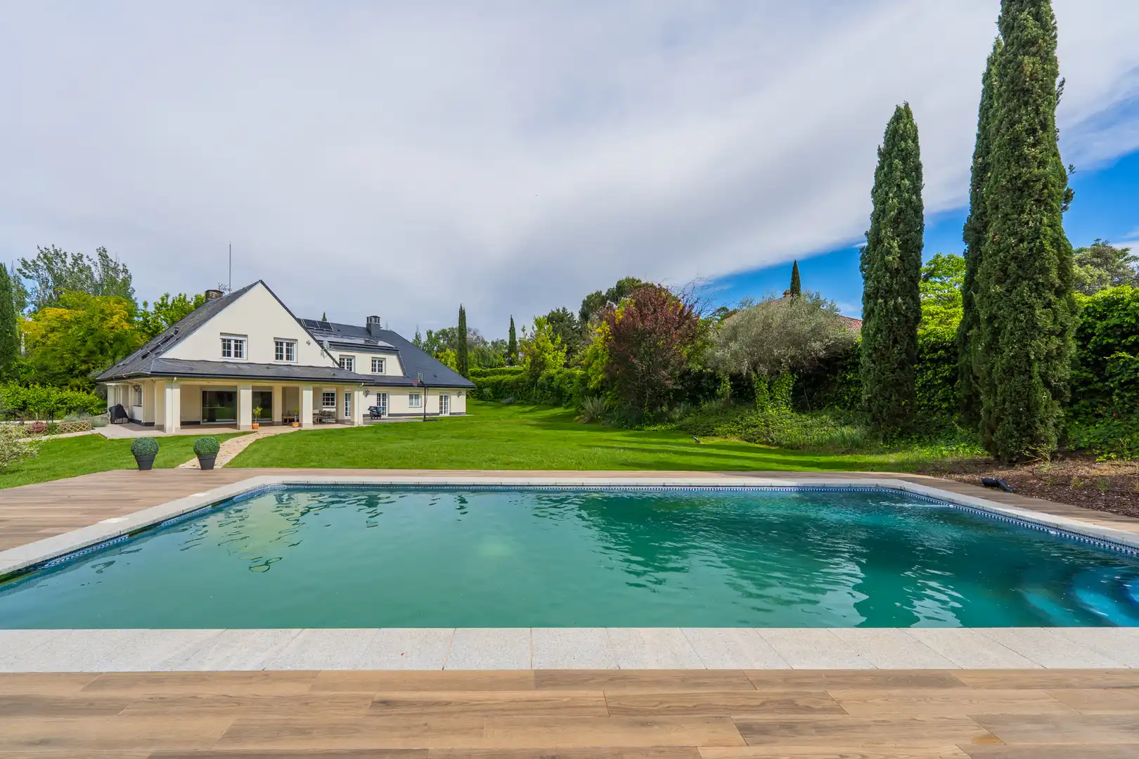 Detached house with pool for sale in Calle del Parque, imagen 4