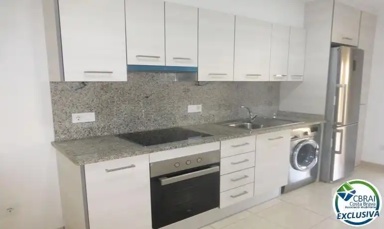 Cuina de Casa o xalet en venda en Empuriabrava amb Calefacció