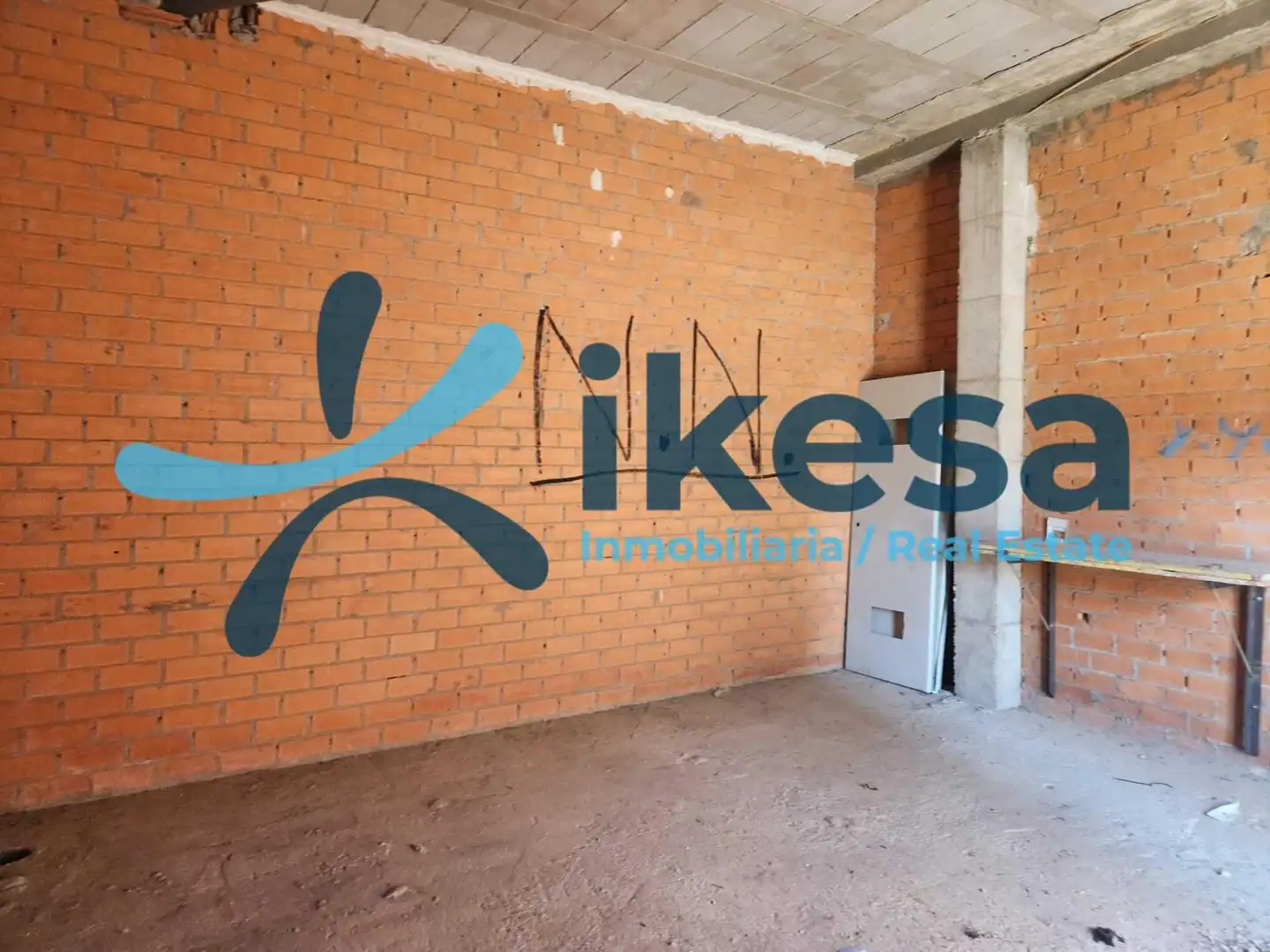 Business premises for sale in Talavera la Real, imagen 8