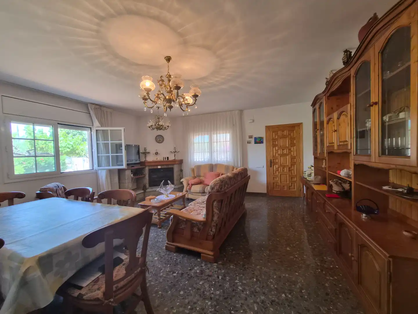 Living room of Houses for sale in Creixell  with Heating, Private garden and Terrace