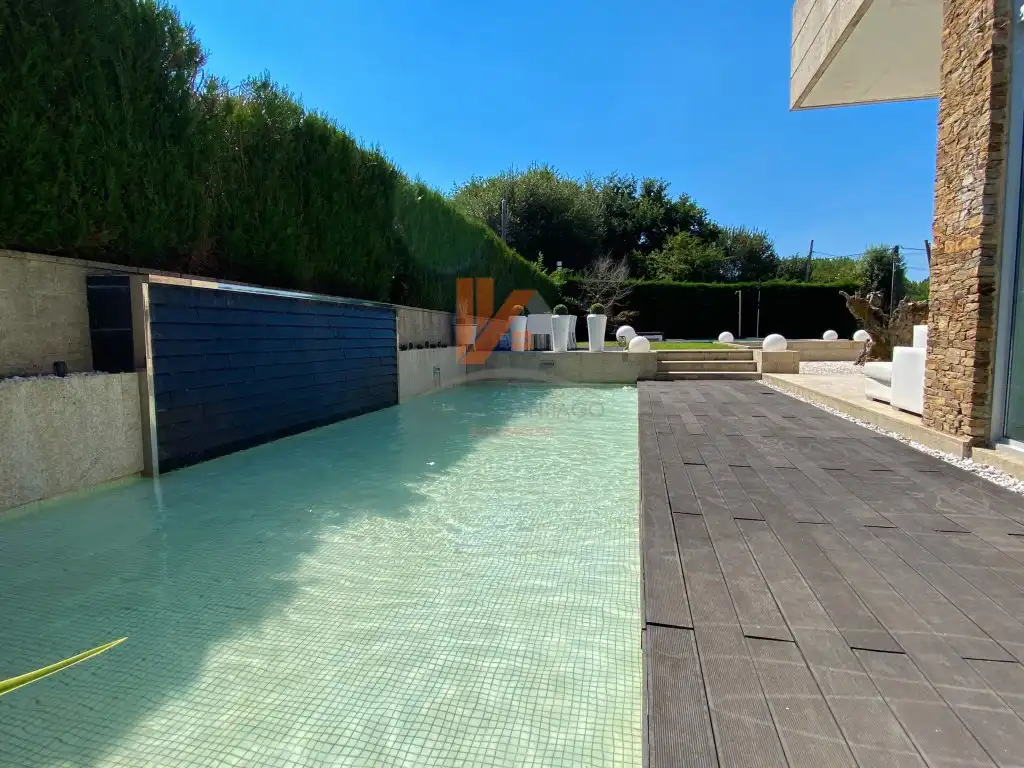 Piscina de Casa o chalet en venta en Ames con Jardín privado, Terraza y Piscina