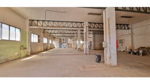 Foto 3 von Fabrikhallen zum Verkauf in Benetússer, Valencia