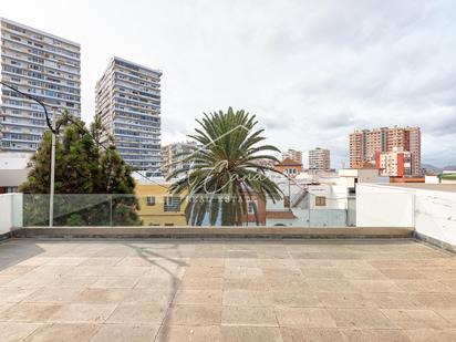 Vista exterior de Casa o xalet en venda en Las Palmas de Gran Canaria amb Terrassa