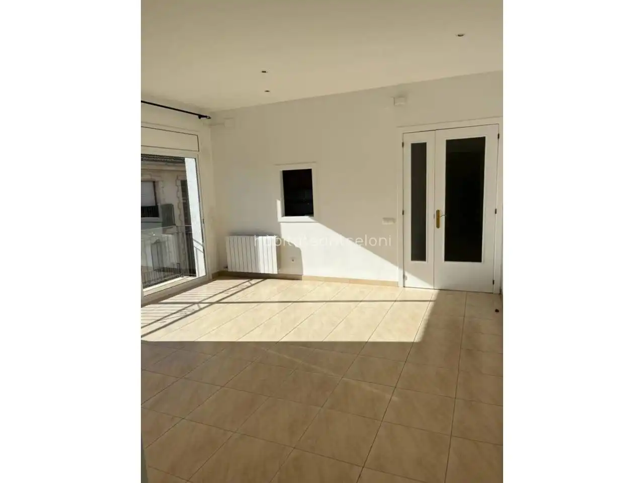 Vista exterior de Piso de alquiler en Sant Celoni con Calefacción y Balcón