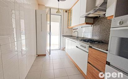 Cuina de Pis en venda en Terrassa amb Aire condicionat, Calefacció i Parquet