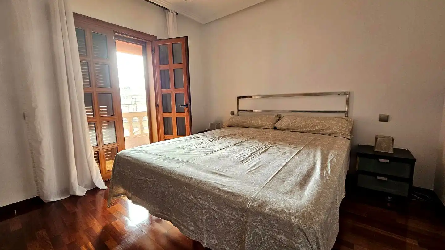 Habitación de Piso de alquiler en Las Palmas de Gran Canaria con Aire acondicionado, Parquet y Terraza