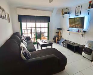 Living room of Attic for sale in Sanxenxo  with Terrace, Furnished and Oven