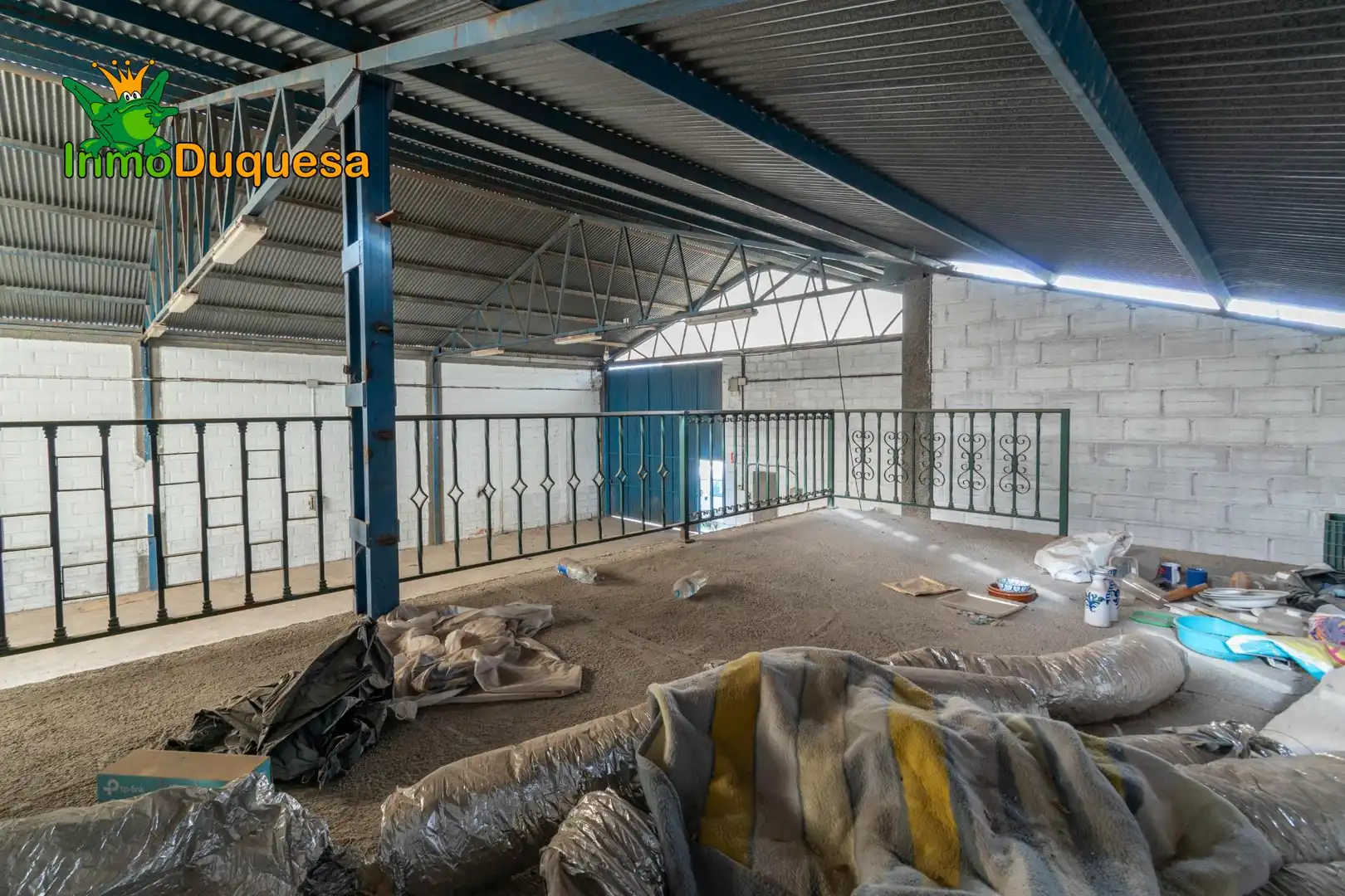 Industrial buildings for sale in Jun