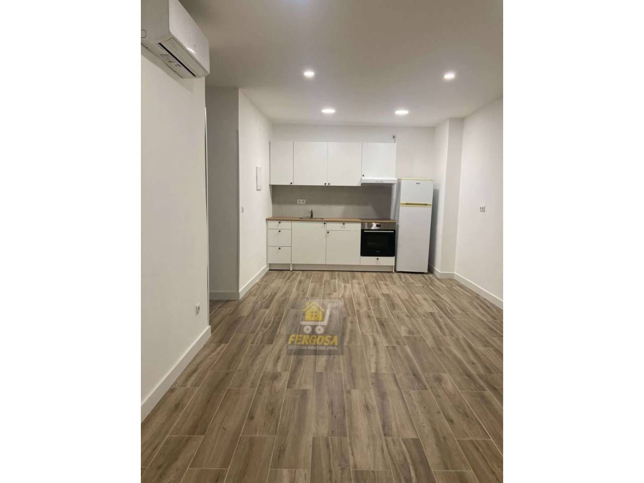 Büro zur Miete in Villafontana - Estoril I