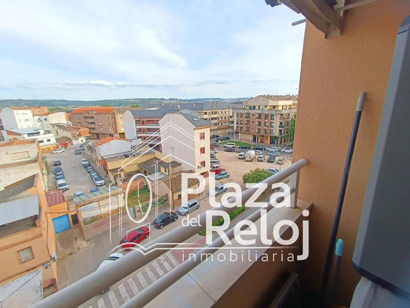 Vista exterior de Dúplex en venta en Talavera de la Reina con Calefacción, Terraza y Trastero
