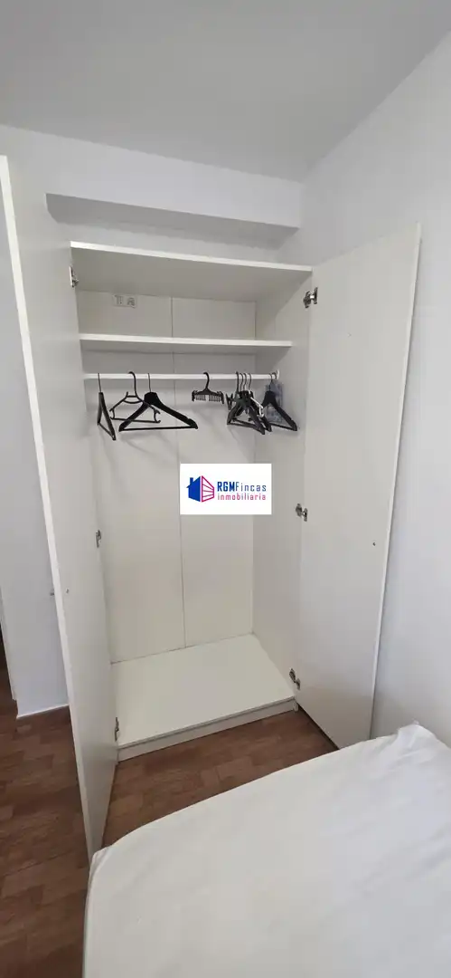 Piso de alquiler en Sevilla con Aire acondicionado y Amueblado
