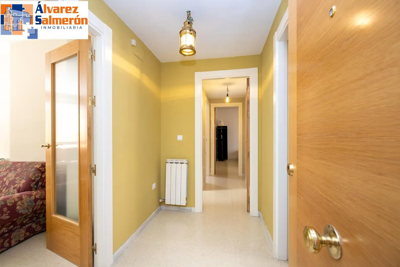Flat for sale in Granada