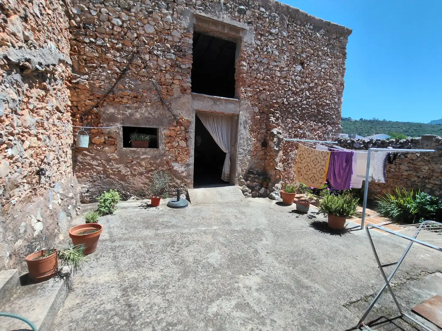 Vista exterior de Finca rústica en venda en Simat de la Valldigna amb Jardí privat, Traster i Piscina
