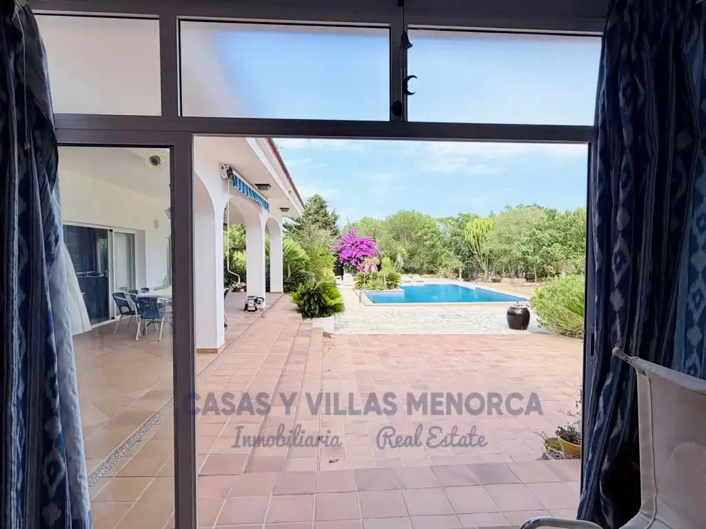 Vista exterior de Finca rústica en venda en Sant Lluís