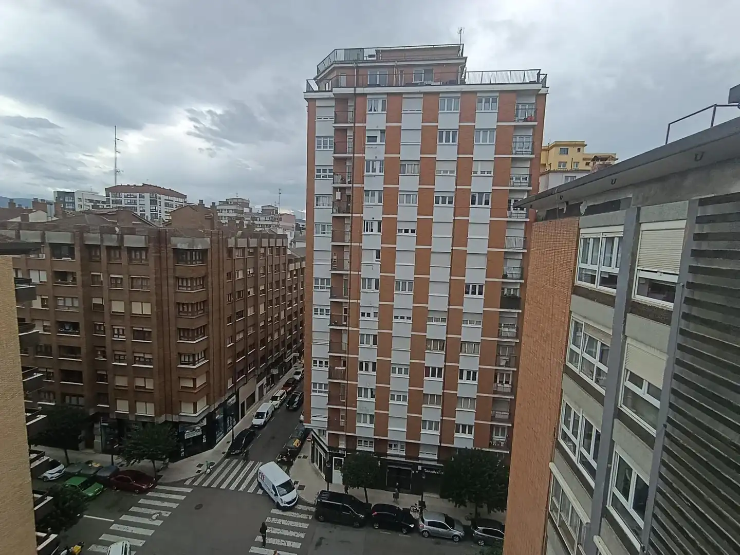 Vista exterior de Piso en venta en Este