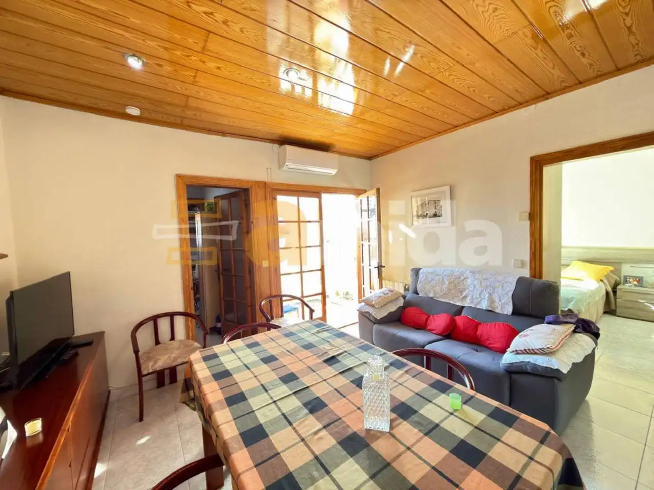 Sala d'estar de Casa o xalet en venda en Sabadell amb Aire condicionat, Calefacció i Terrassa