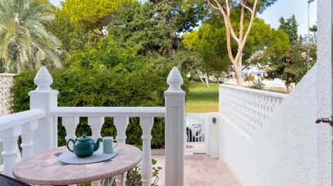 Foto 2 de Casa adosada en venta en La Zenia, Orihuela