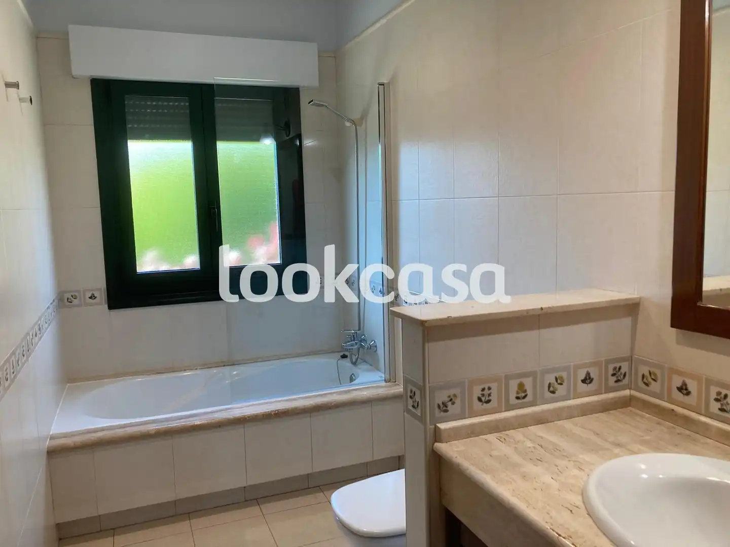 Bany de Casa o xalet en venda en Sanxenxo amb Jardí privat, Terrassa i Forn