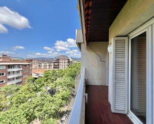 Vista exterior de Pis de lloguer en Reus amb Calefacció, Parquet i Terrassa