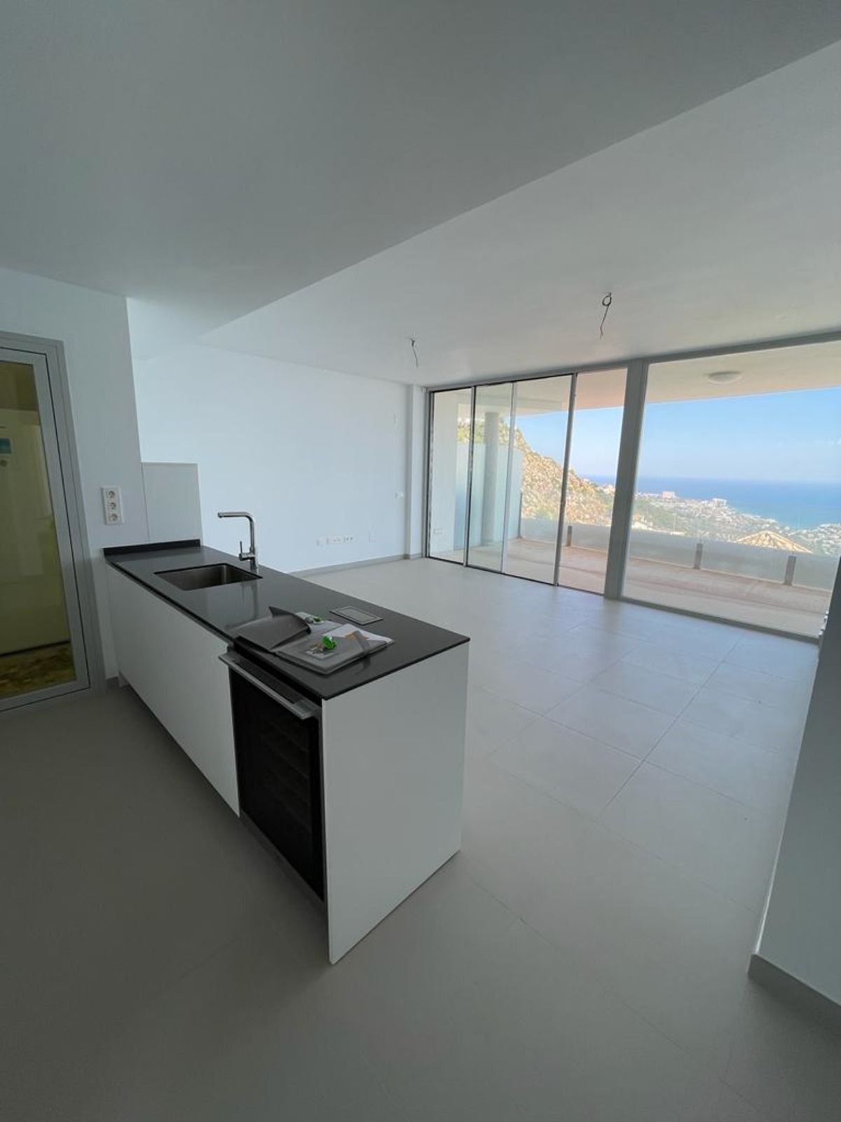 Kitchen of Apartment to rent in Benalmádena  with Air Conditioner, Balcony and Pets allowed
