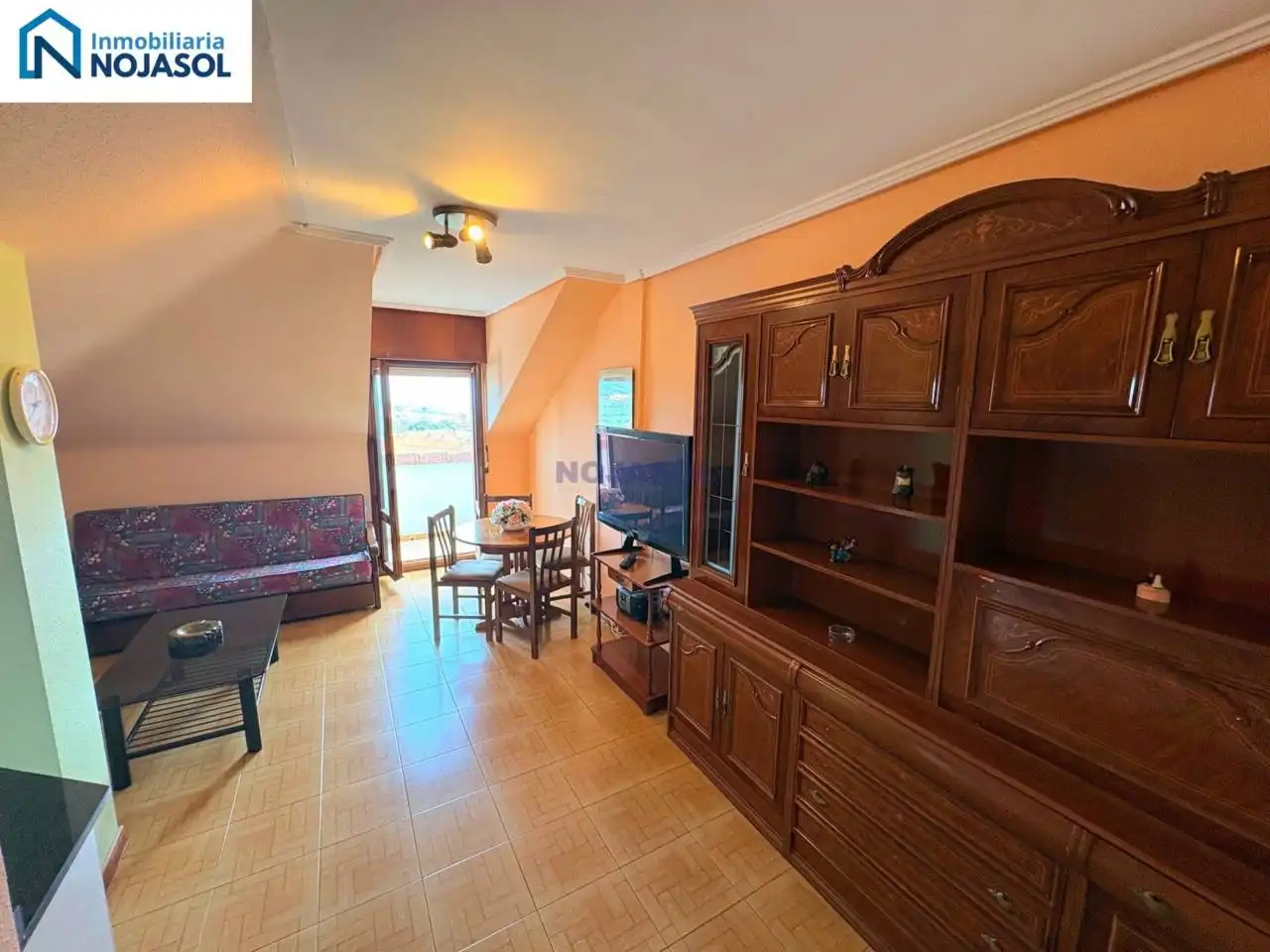 Living room of Flat for rent in Noja  with Heating, Terrace and Furnished