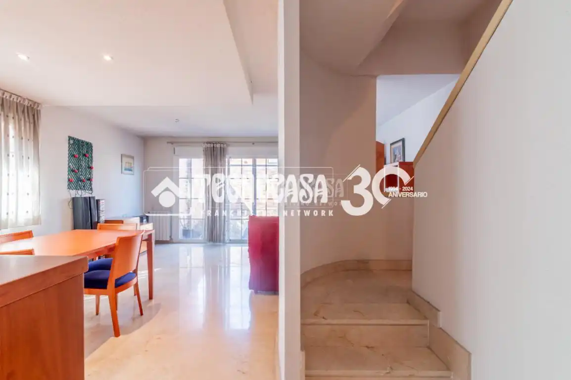 Casa adosada en venta en Madrid con Parquet