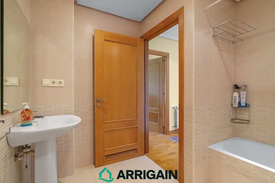 Detached homes for sale in Aia  with Heating, Private garden and Terrace