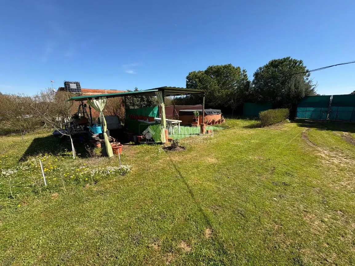 Country homes for sale in Badajoz  with Private garden and Terrace