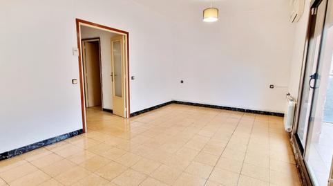 Foto 5 de Pis en venda a Collblanc, Barcelona