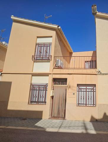 Casa-chalet en Venta en Centro