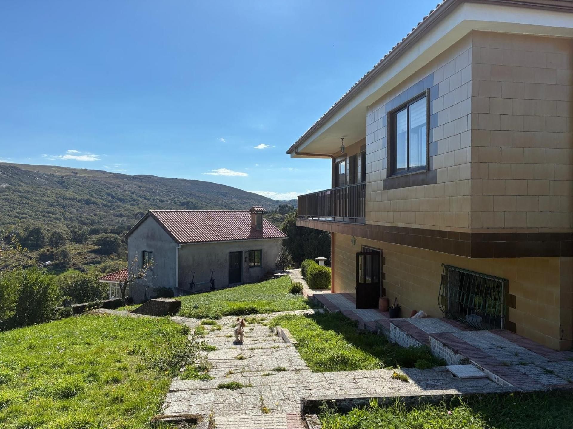 Vista exterior de Casa o chalet en venta en A Lama   con Calefacción y Balcón
