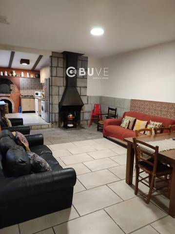 Casa-chalet en Venta en N/A en El Robledo