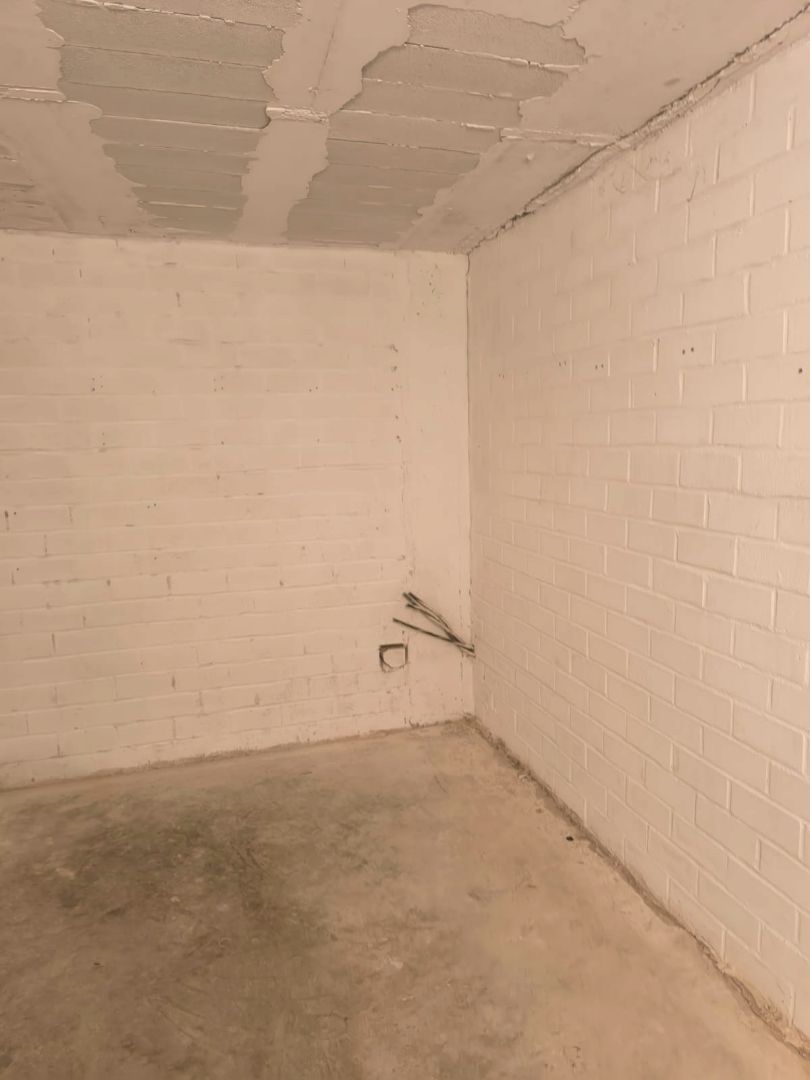 Premises to rent in Cadrete