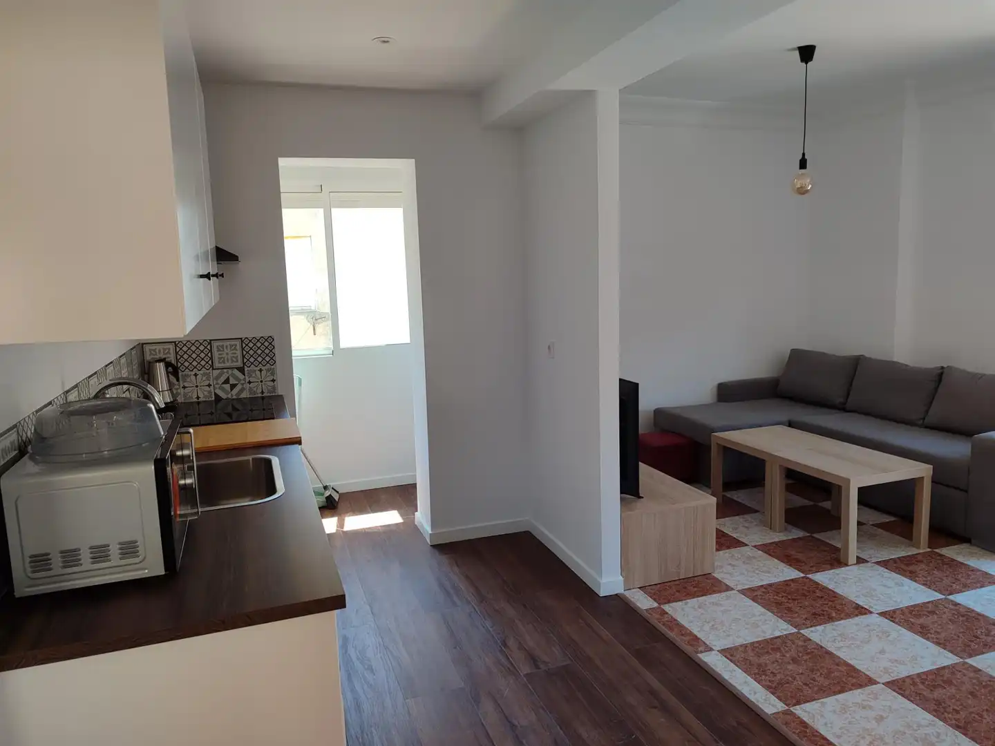 Wohnzimmer von Wohnung zur Miete in Granada mit Terrasse, Möbliert und Balkon