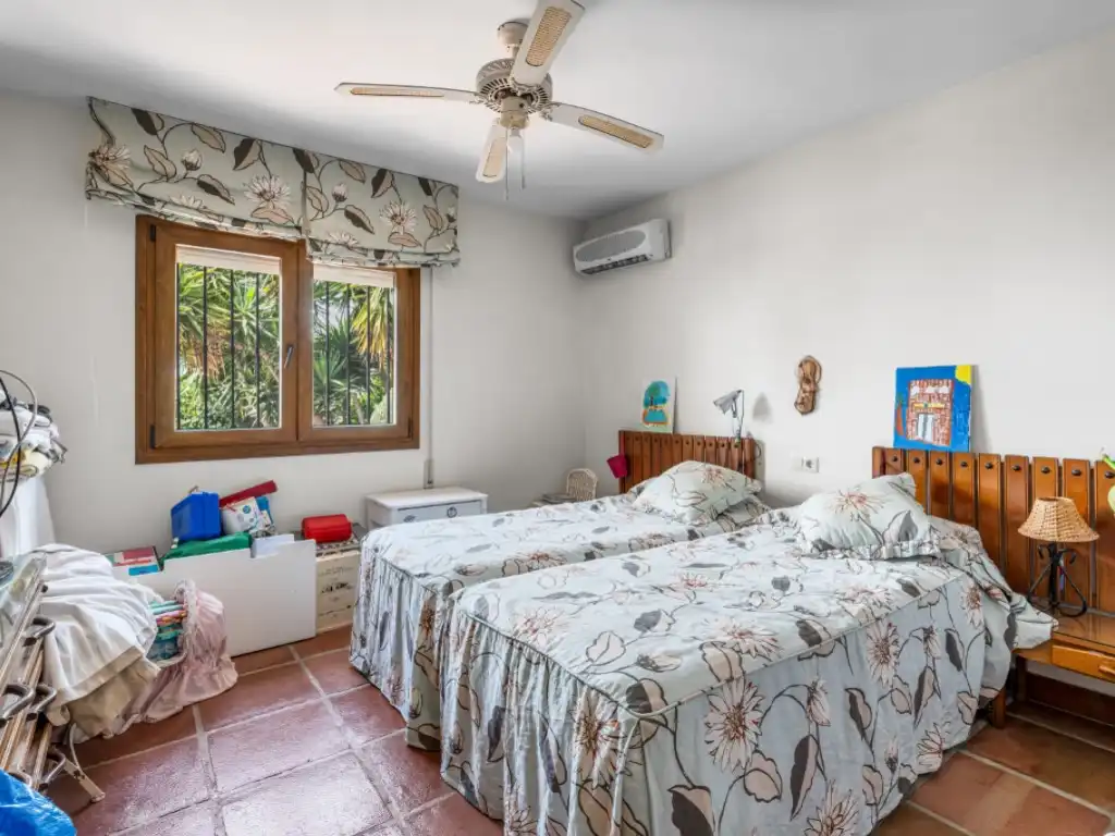 Habitación de Casa o chalet en venta en Vélez-Málaga