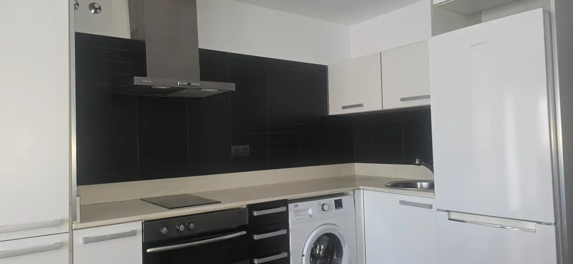 Cocina de Apartamento en venta en Manresa con Aire acondicionado, Calefacción y Jardín privado