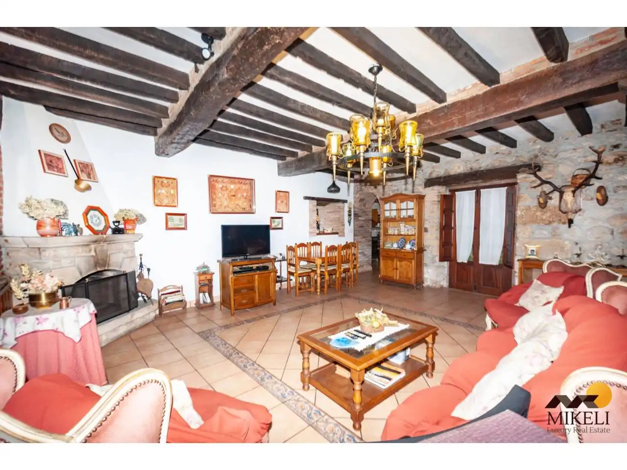 Sala d'estar de Casa o xalet en venda en Alfoz de Lloredo amb Calefacció, Jardí privat i Terrassa
