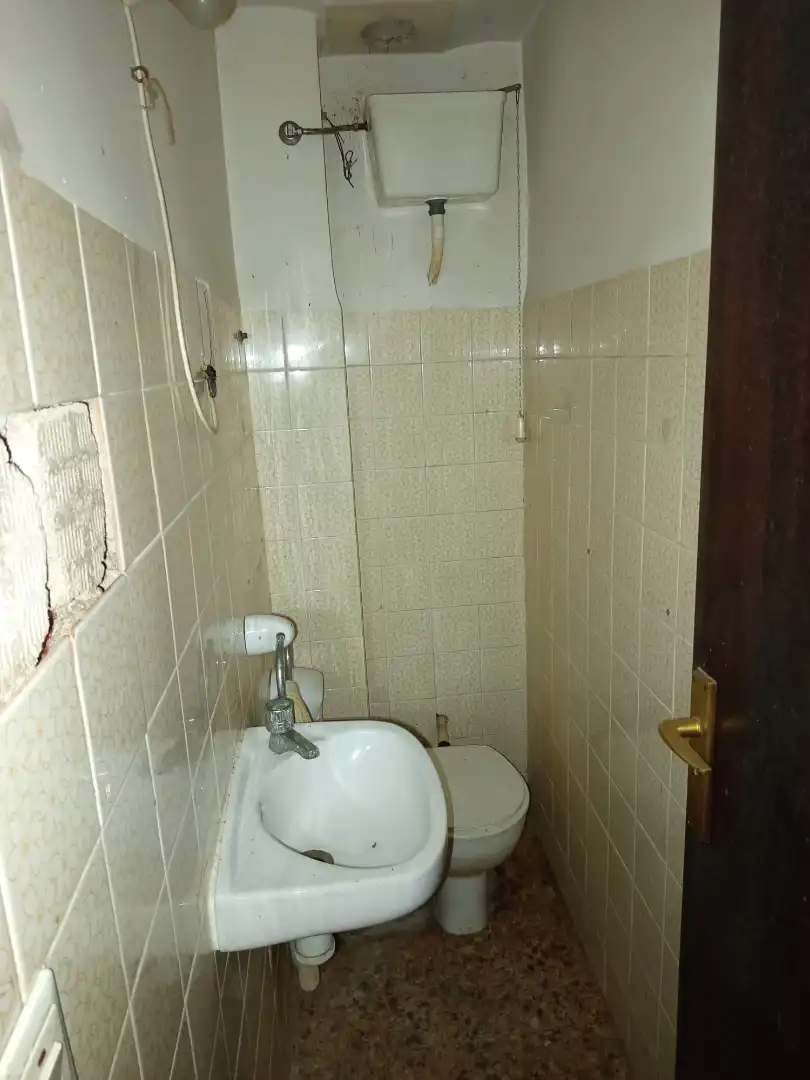Bathroom of Commercial properties for sale in Gata
