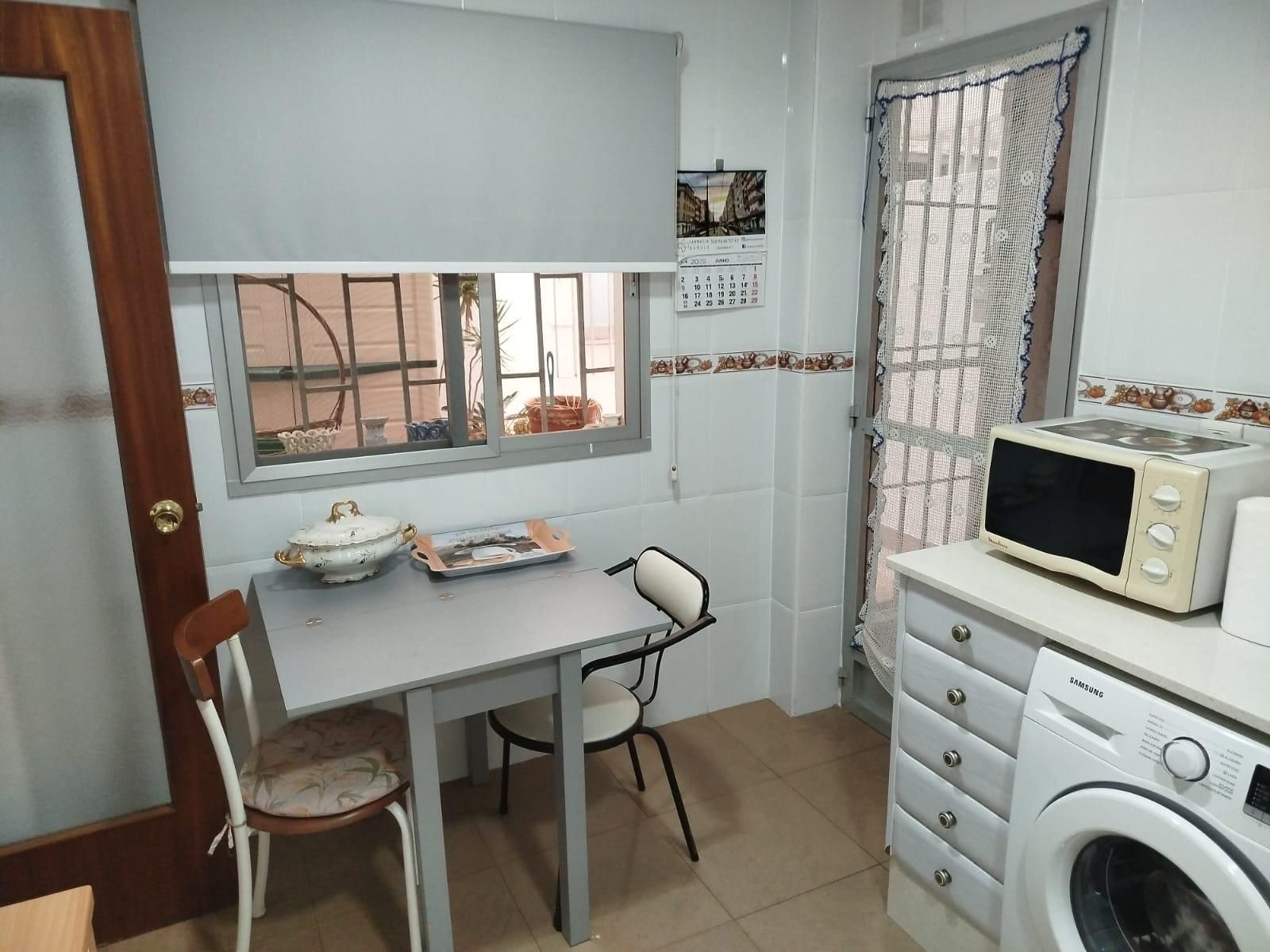 Bedroom of Flat for sale in  Valencia Capital