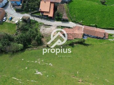 Wohnbaugrundstück zum Verkauf in LA BORBOLLA
