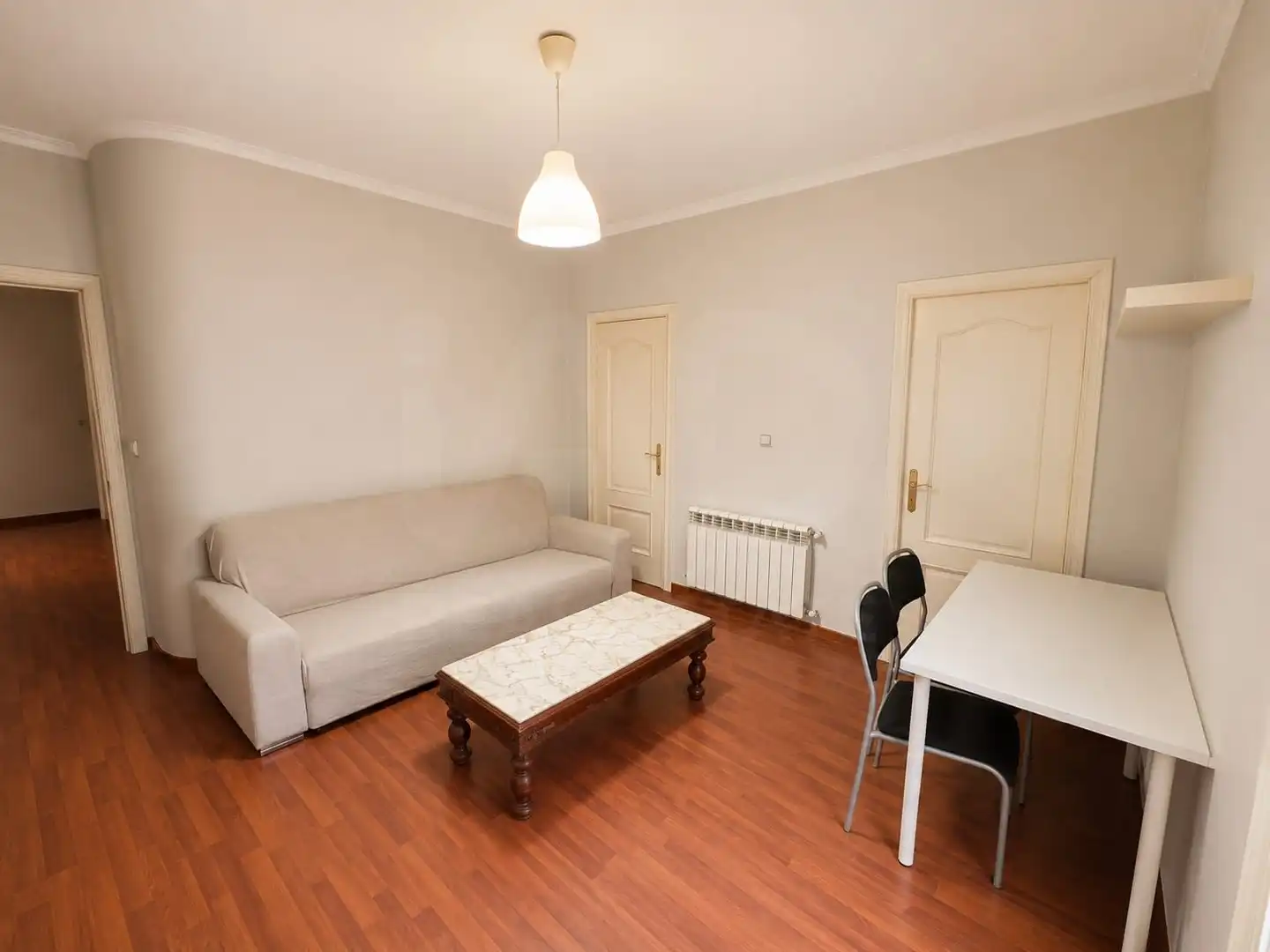 Sala d'estar de Pis en venda en Madrid amb Calefacció