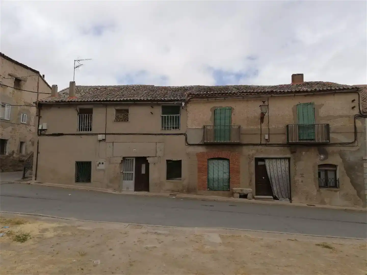 Vista exterior de Casa adosada en venda en Villacastín