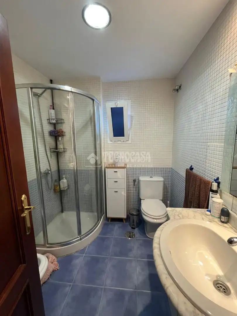 Flat for sale in C. Regimiento de Soria, Cruz Roja