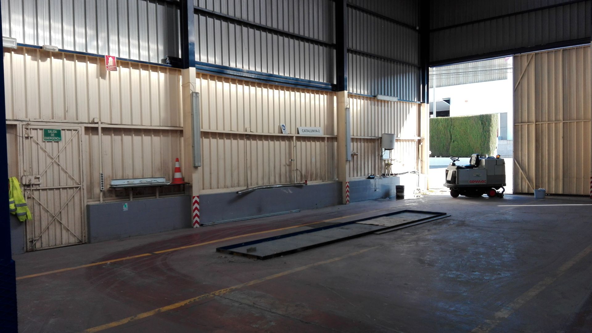 Nave industrial de alquiler en Castellbisbal con Calefacción y Alarma