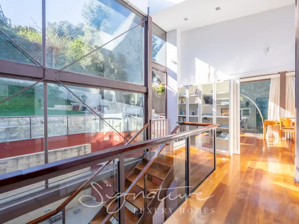 Vista exterior de Casa o chalet en venta en Barcelona con Aire acondicionado